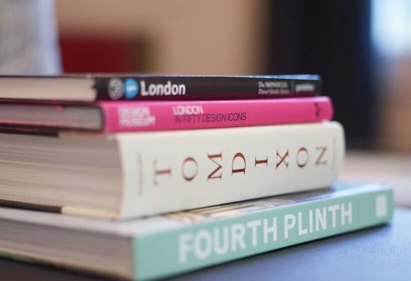 هتل The Trafalgar St. James London, Curio Collection By Hilton