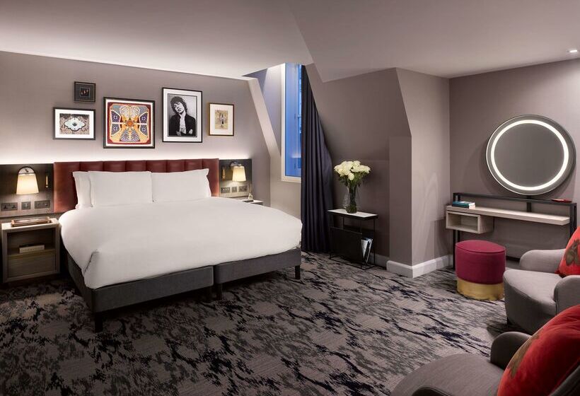 Fotos del hotel The Trafalgar St. James, London Curio Collection By Hilton:  34