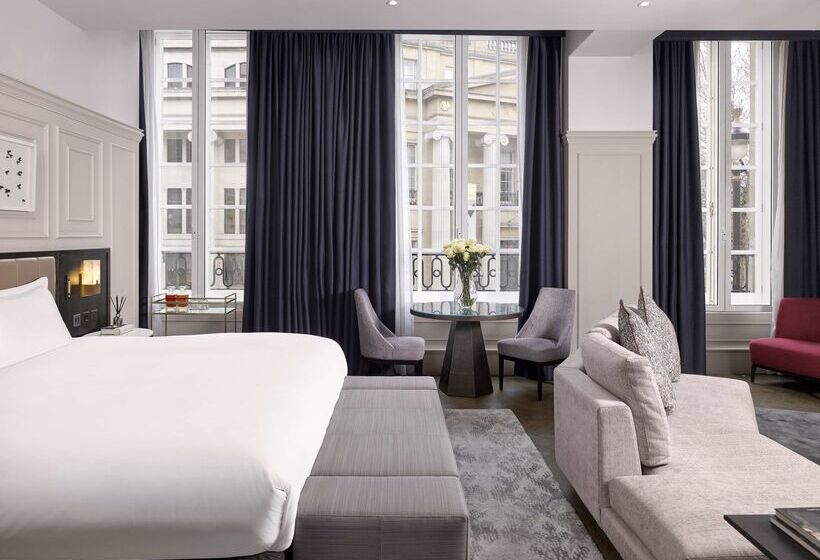 Fotos del hotel The Trafalgar St. James, London Curio Collection By Hilton:  23