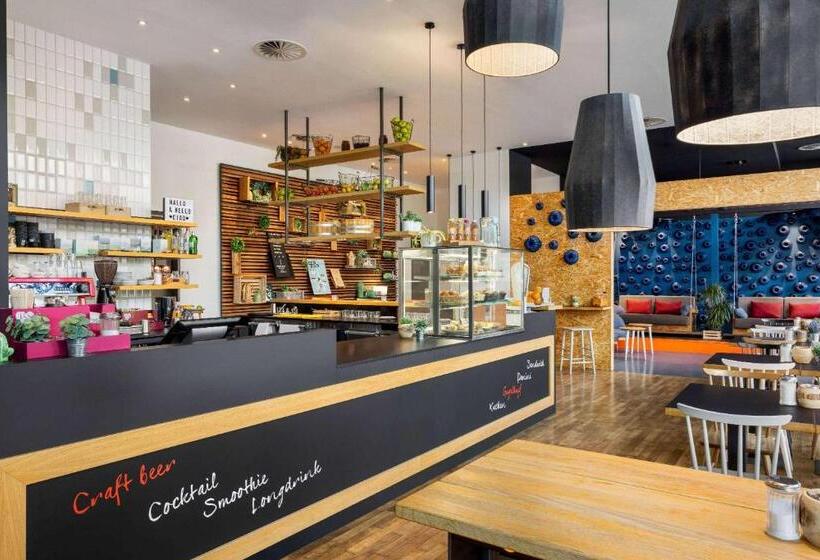 Fotos del hotel Vienna House Easy Berlin Friedrichshain:  14