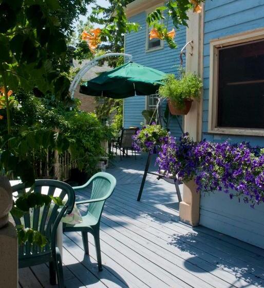 ユースホステル Port Albert Inn