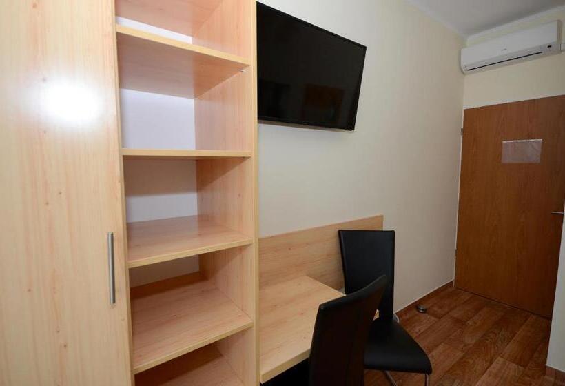 Bed and Breakfast Szárszó Panzió