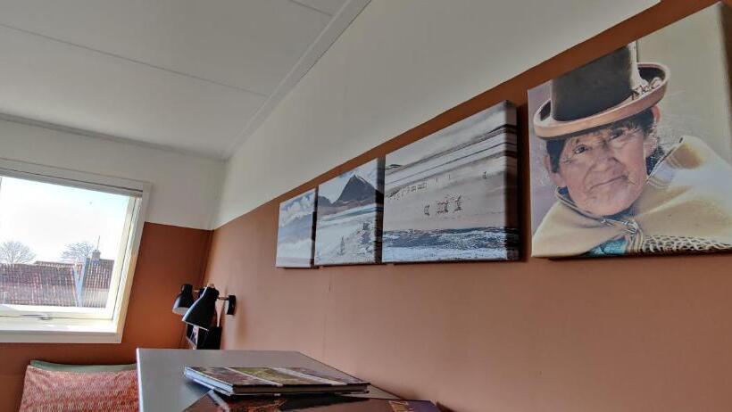 مبيت وإفطار Uit Alle Windstreken