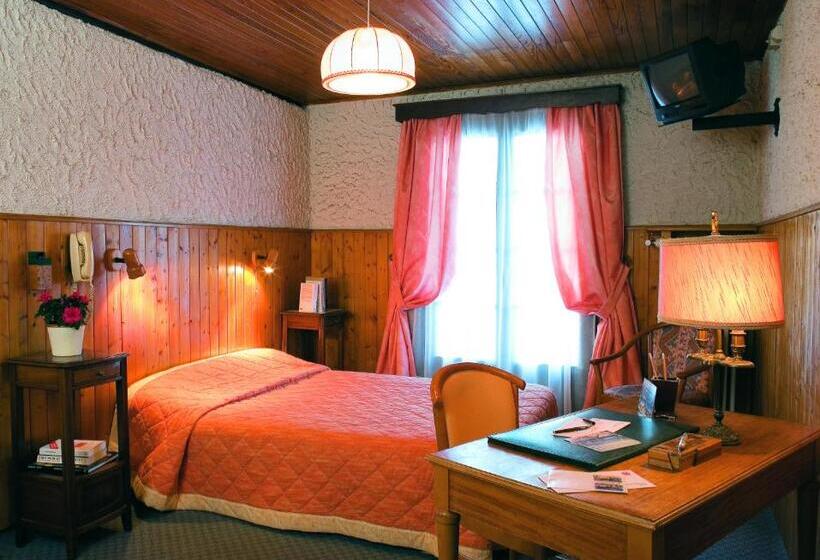 فندق Logis Hôtel La Petite Chaumière