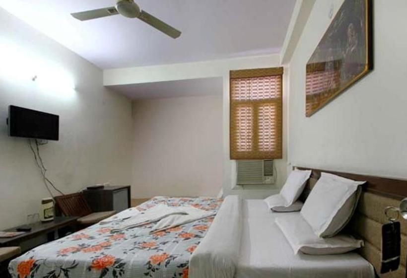 هتل Viren Pacific By Wb Inn