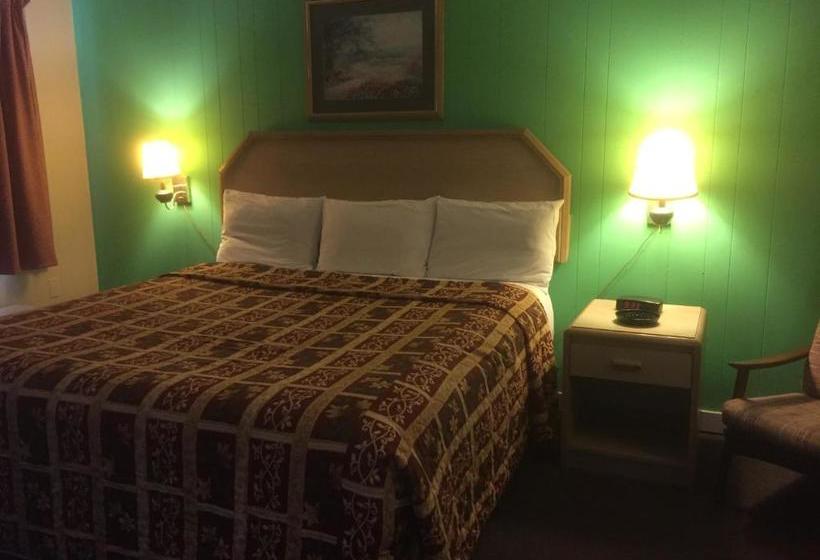 Twin Pine Motel