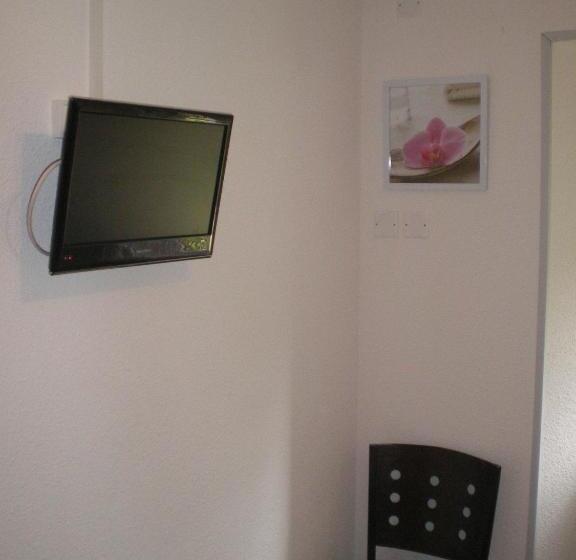 酒店 L'auberge Fleurie