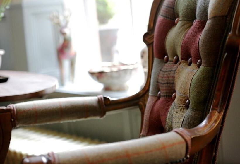 مبيت وإفطار Heather Glen Country House