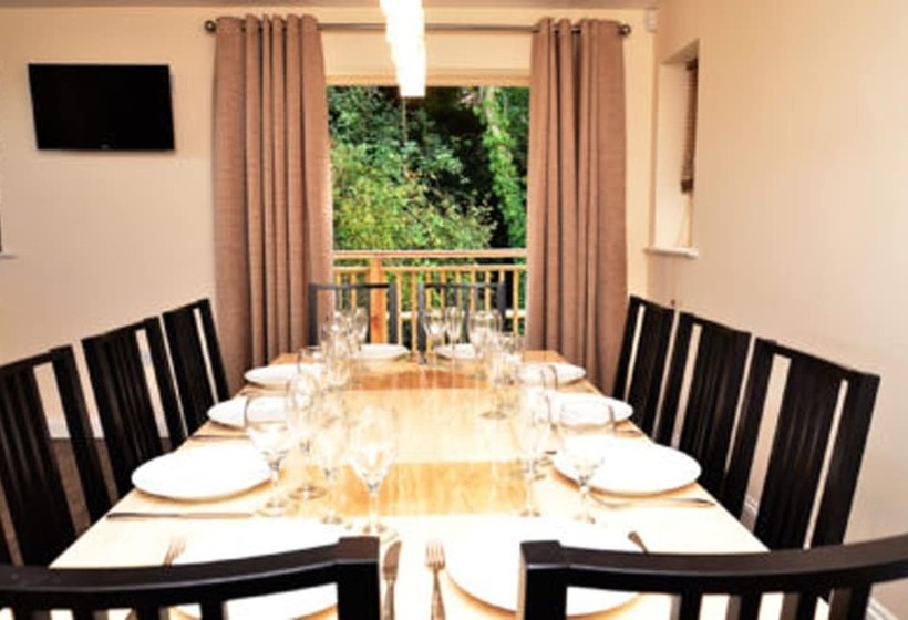 Cotswolds Valleys Accommodation Stony Hs
