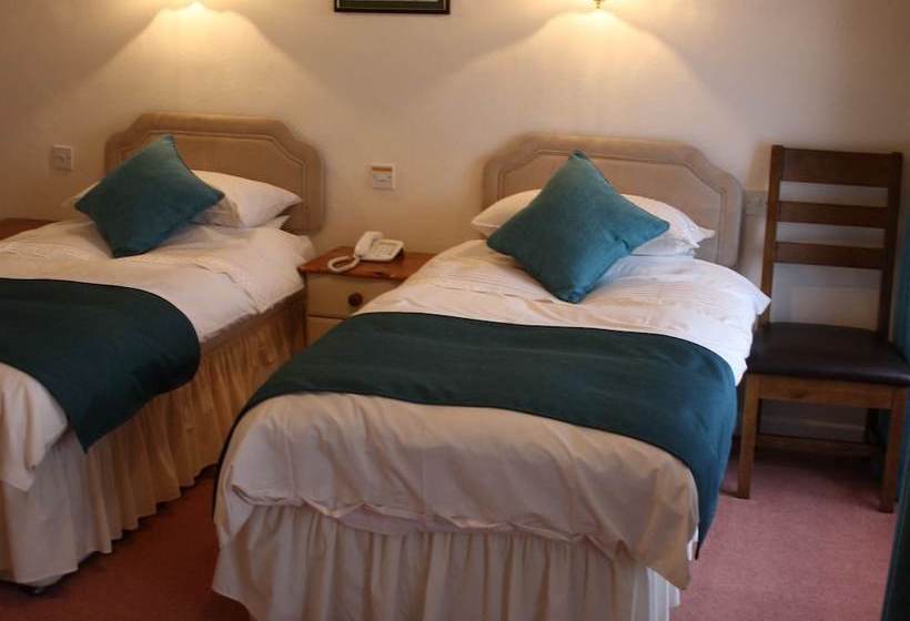 Half Moon Inn