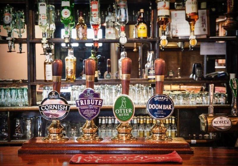 Half Moon Inn