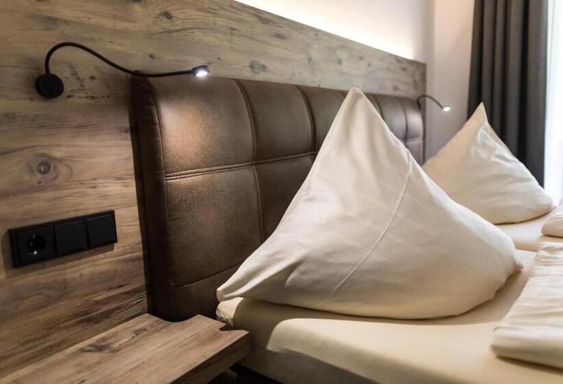 ホテル Garni Café Im Hamm