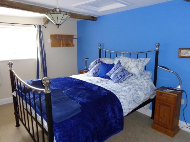 Lodge House B&b