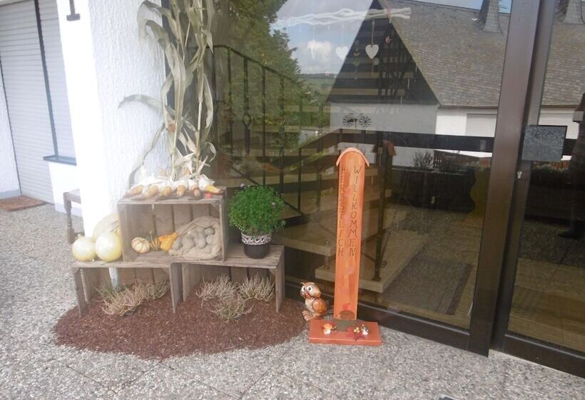 ペンション Haus Hochwaldhöhe