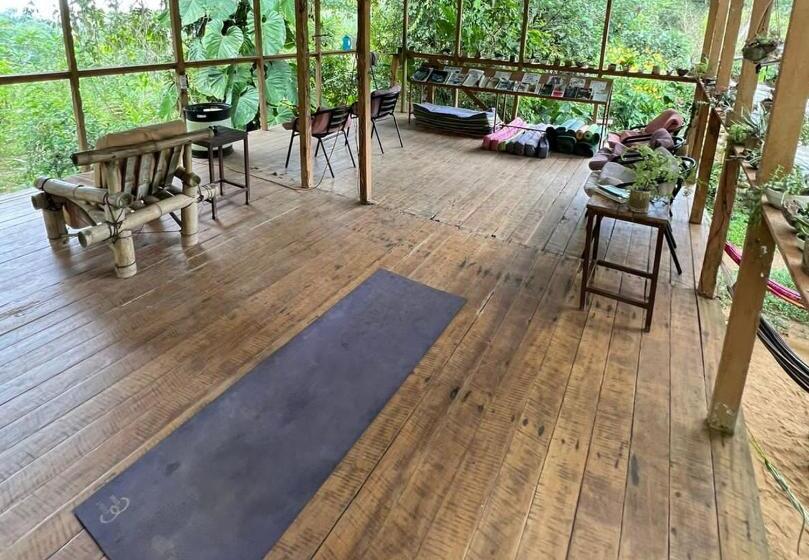 فندق صغير Bolita Trails And Lodging