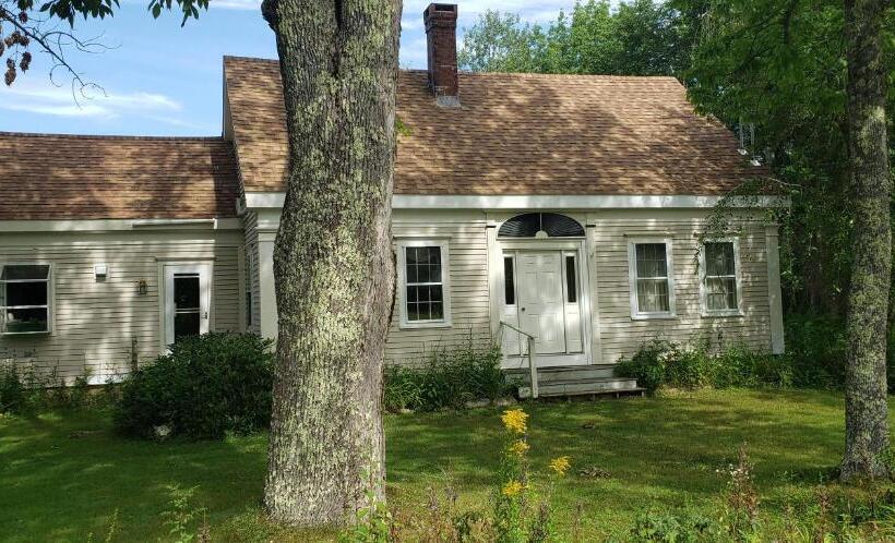 فندق صغير Hawks House Inn