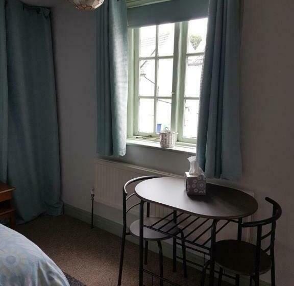 فندق صغير Jolly Sailor