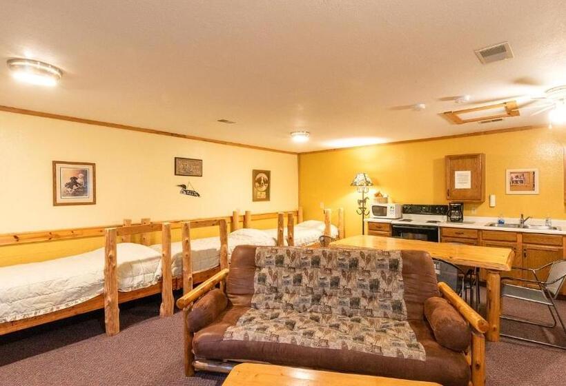 Общежитие Spur Of The Moment Ranch