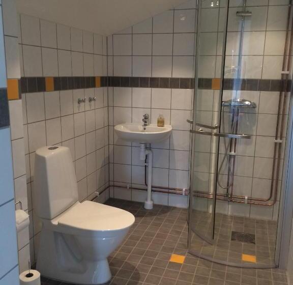 مبيت وإفطار Flyingehus Gårdshotell