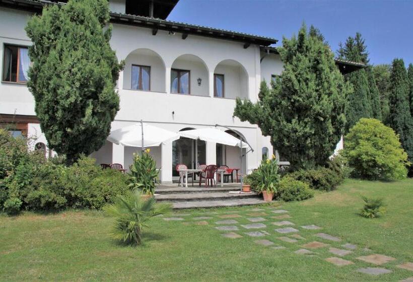 مبيت وإفطار Villa Morissolina