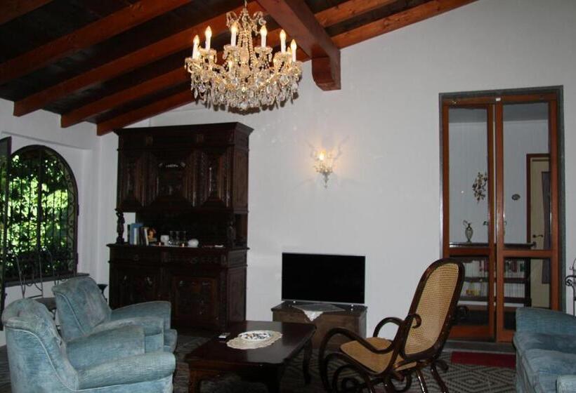 مبيت وإفطار Villa Morissolina