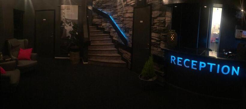 Dentas Hotell Raivi