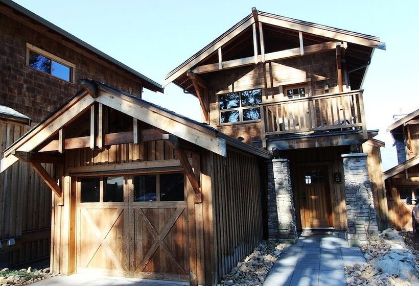 אתר נופש Carmel Beach Private Lodges