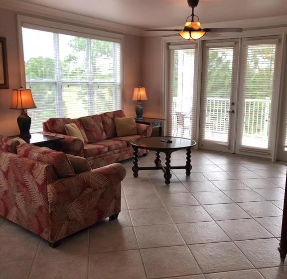 St James Bay Golf & Pickleball Resort