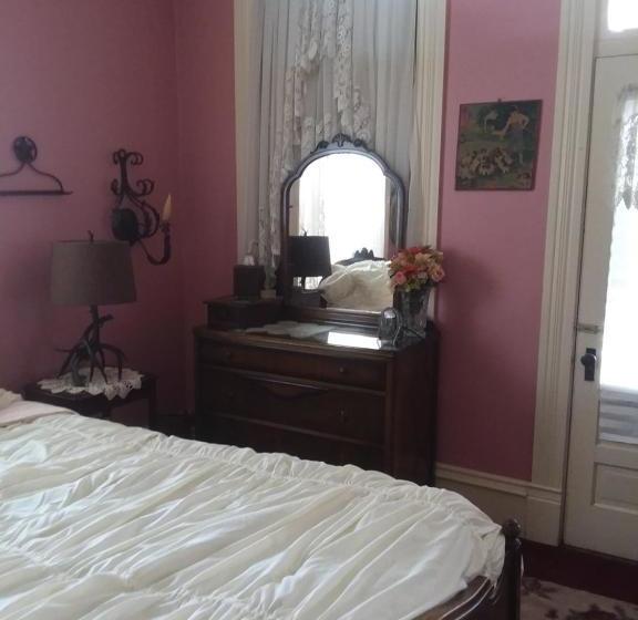 The Mays Place Bed And Breakfast