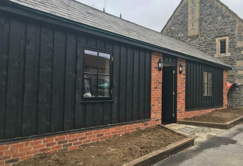 فندق صغير Manor House Inn