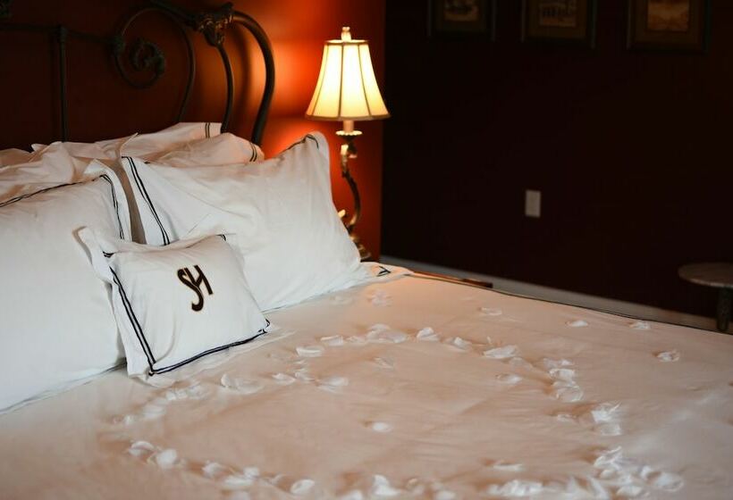 הוסטל Sheridan S Bed & Breakfast