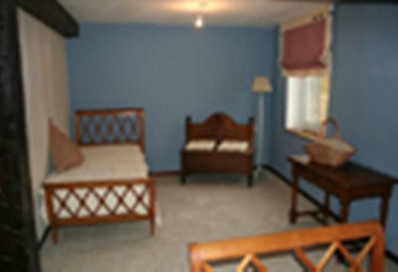 تختخواب و صبحانه Chambres D'hotes Les Hirondelles