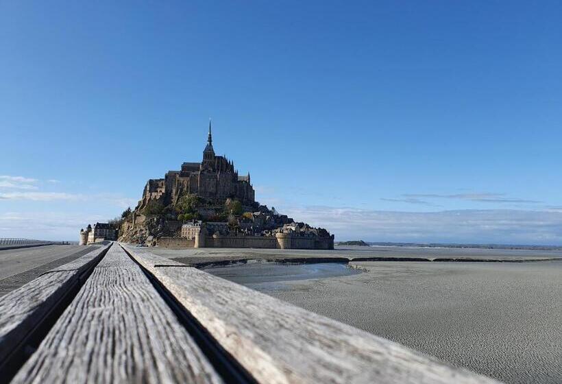 צימר La Bastide Du Moulin   Mont St Michel