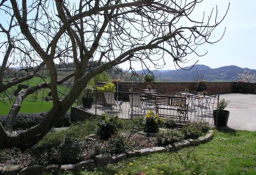 Bed and Breakfast La Cantinetta Resort