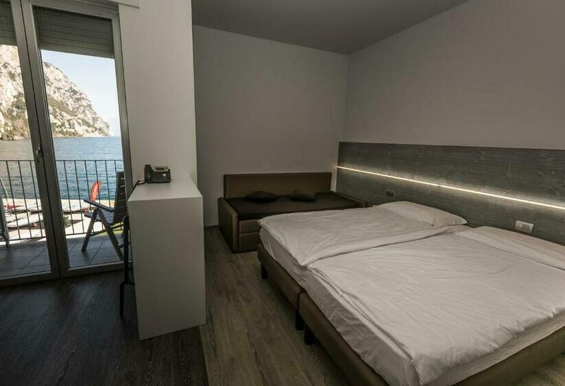 Campione Univela Hostel