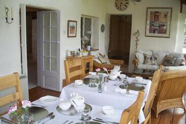 Fernside Bed And Breakfast