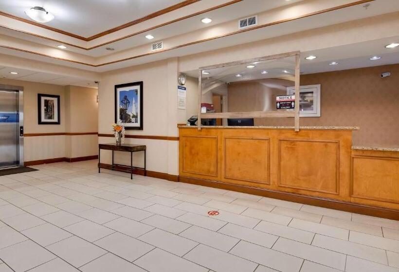 فندق Best Western Executive Inn   Latta