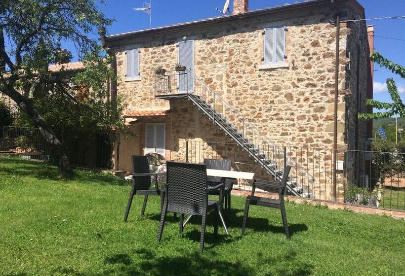 فندق Bio Agriturismo Poggio Aione