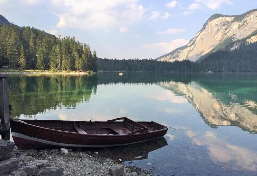فندق Chalet Tovel   Mountain Lake