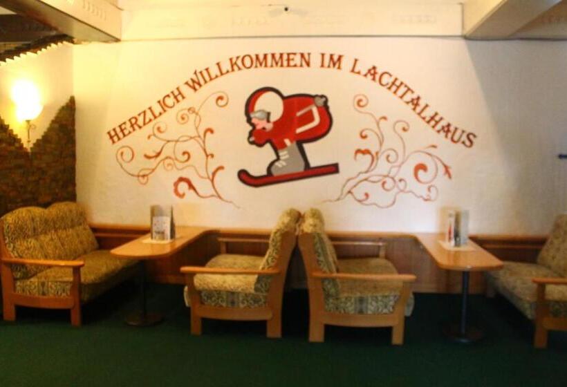 ホテル Lachtalhaus