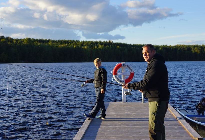 Отель Långsjön Stugor & Camping