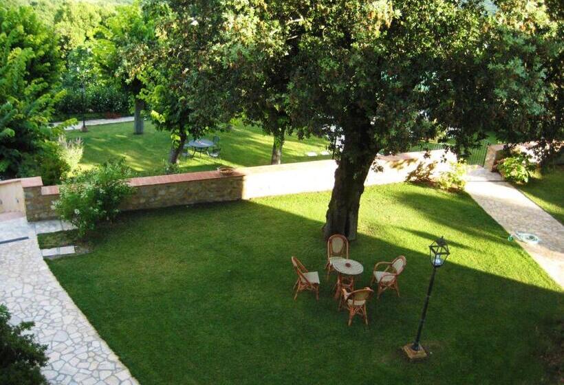 فندق Relais Villa Sensano