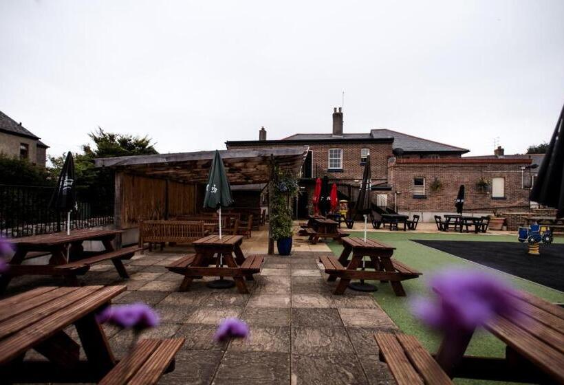 هتل The Black Dog Inn