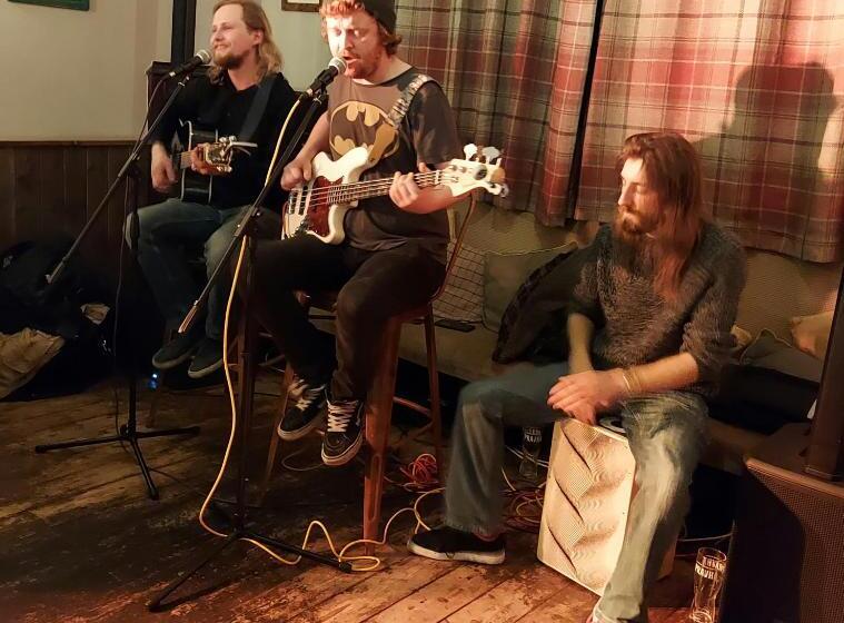هتل Trawden Arms Community Owned Pub