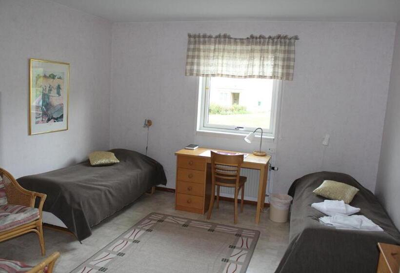 Пансион Liljeholmen Herrgård Hostel
