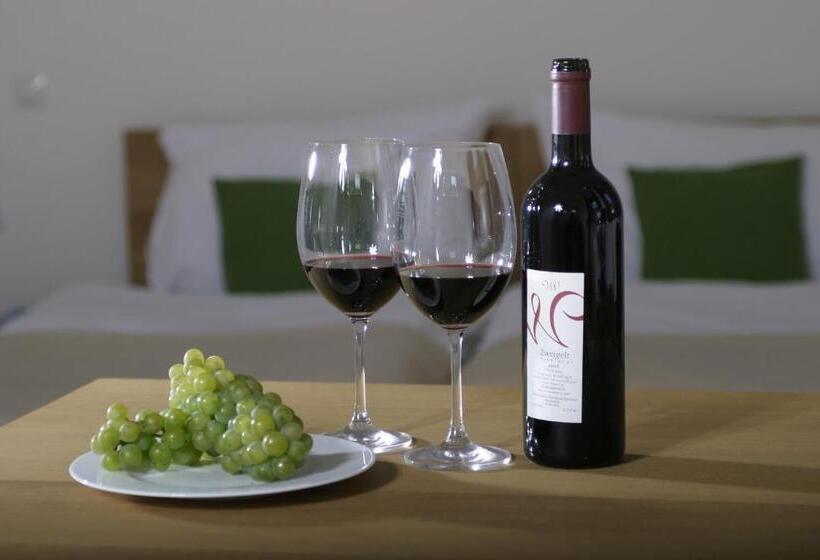 펜션 Wein + Bett Wiedeck