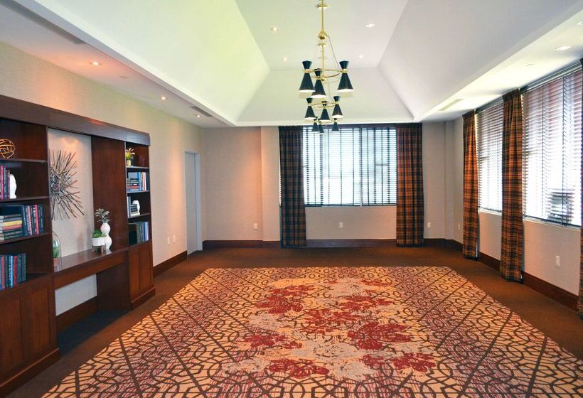 Doubletree Fallsview Resort & Spa By Hilton  Niagara Falls