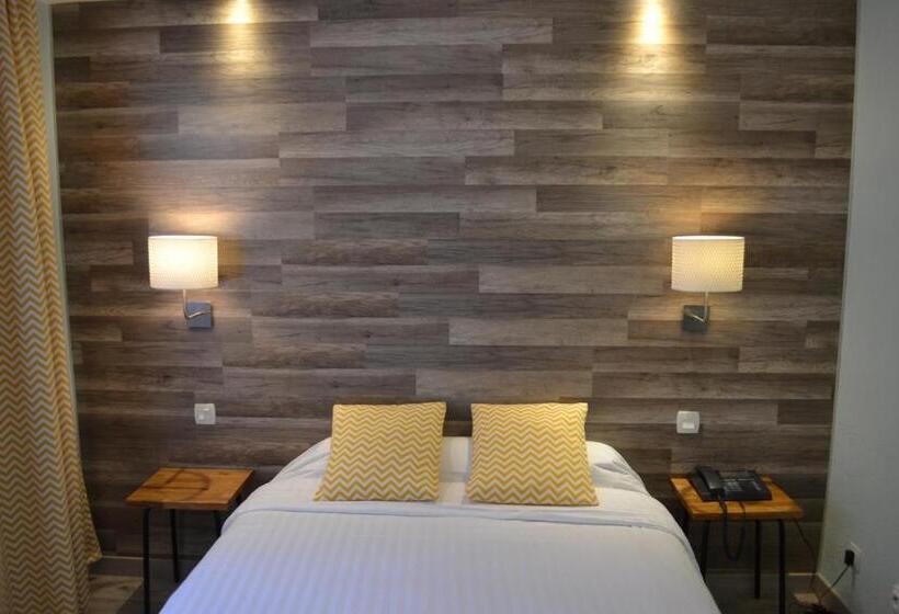 هتل Au Bec Fin Hôtel