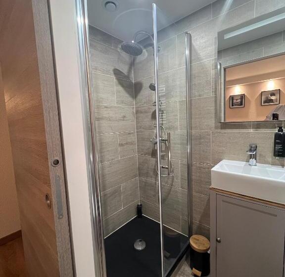 هتل Au Bec Fin Hôtel