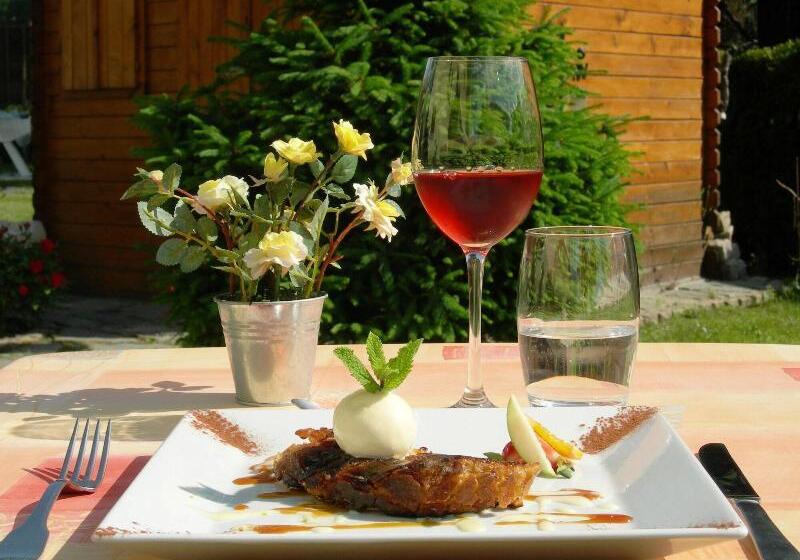 فندق Auberge De Costaroche